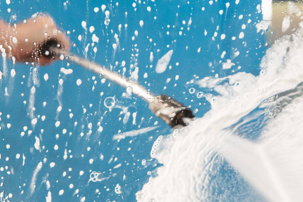 Best Oil Spill Cleanup  in Oconomowoc, WI